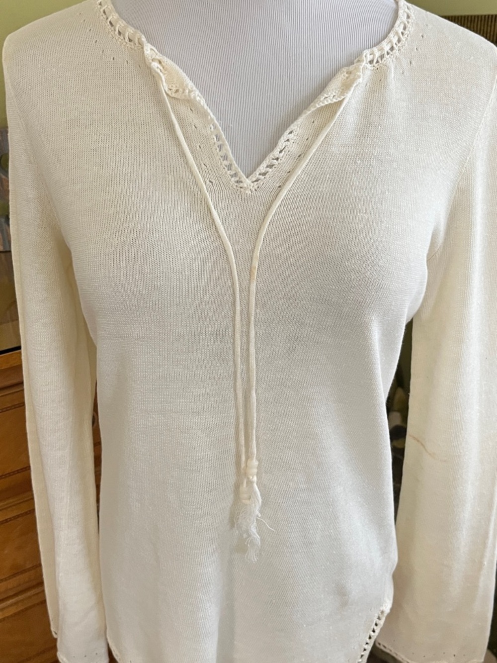 Ralph Lauren Cream Linen V-Neck Knit Top…NWOT